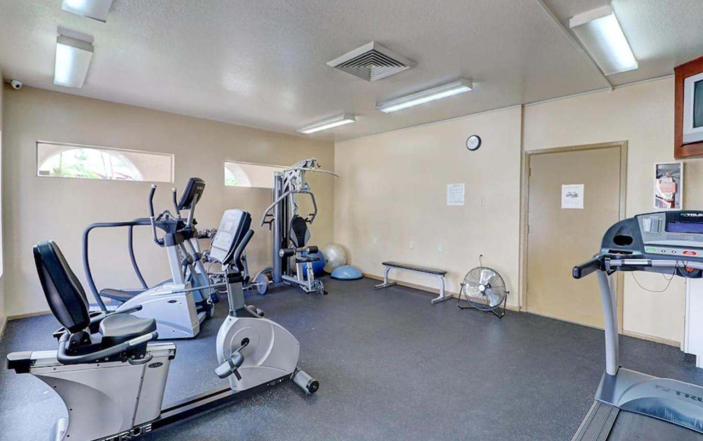 Condo With Heated Pool, Hot Tub, Near Walking Paths Glendale Eksteriør bilde